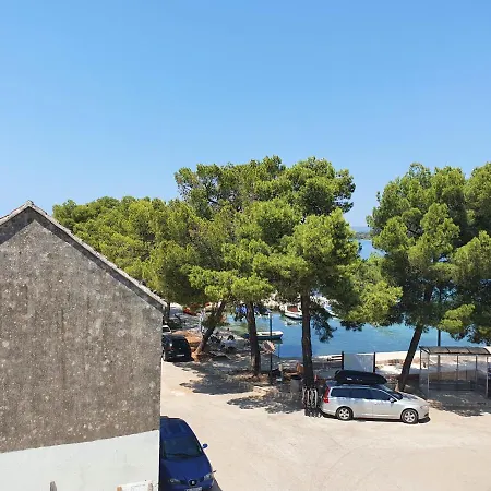 Apartmani Nerium Loviste Exterior photo