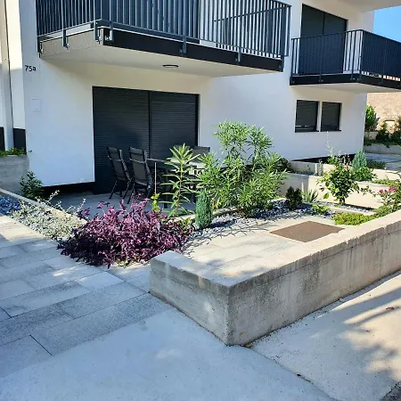 Apartmani Nerium Loviste Exterior photo